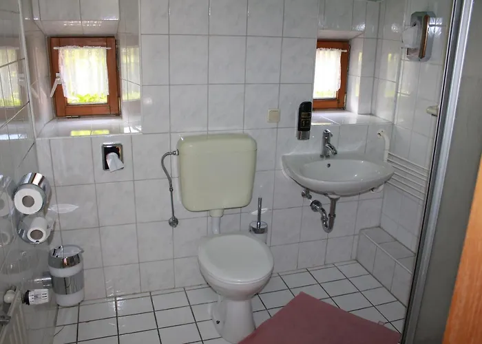 Zur Friedenslinde *